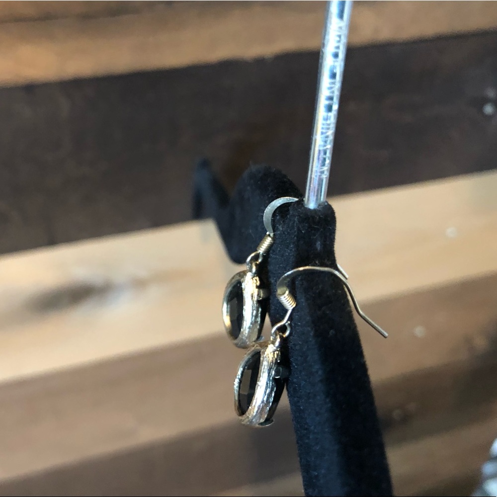 Mana Culture Boutique Earrings